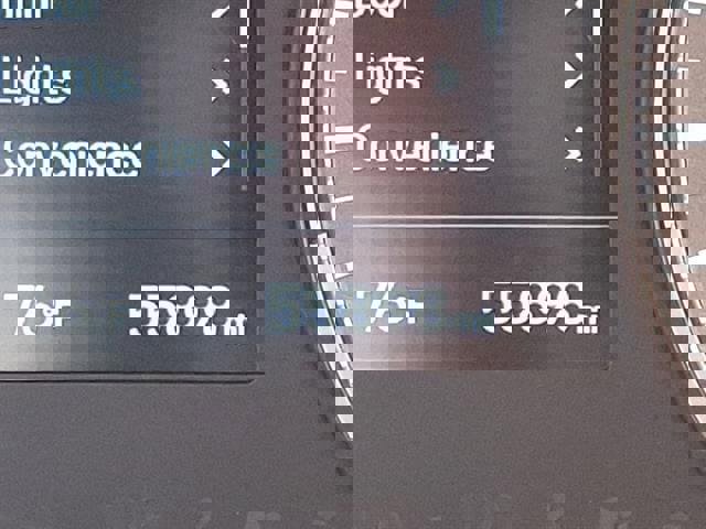 Certified 2022 Hyundai Venue SEL image 41