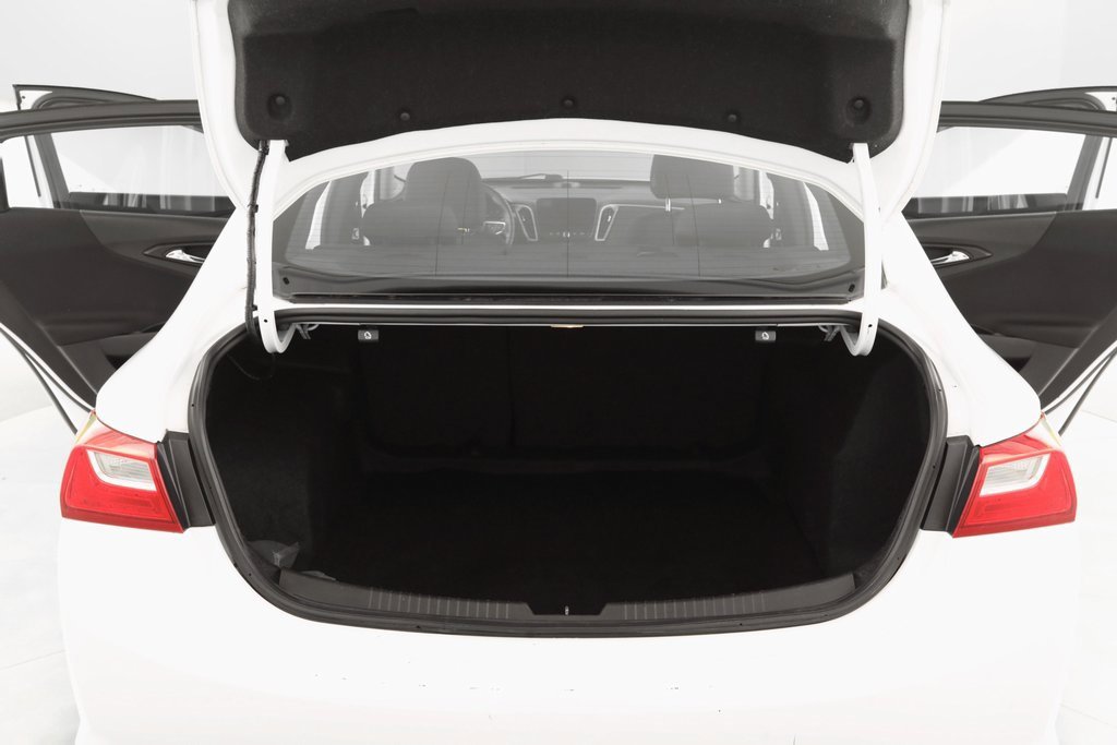 Used 2023 Chevrolet Malibu LT image 14