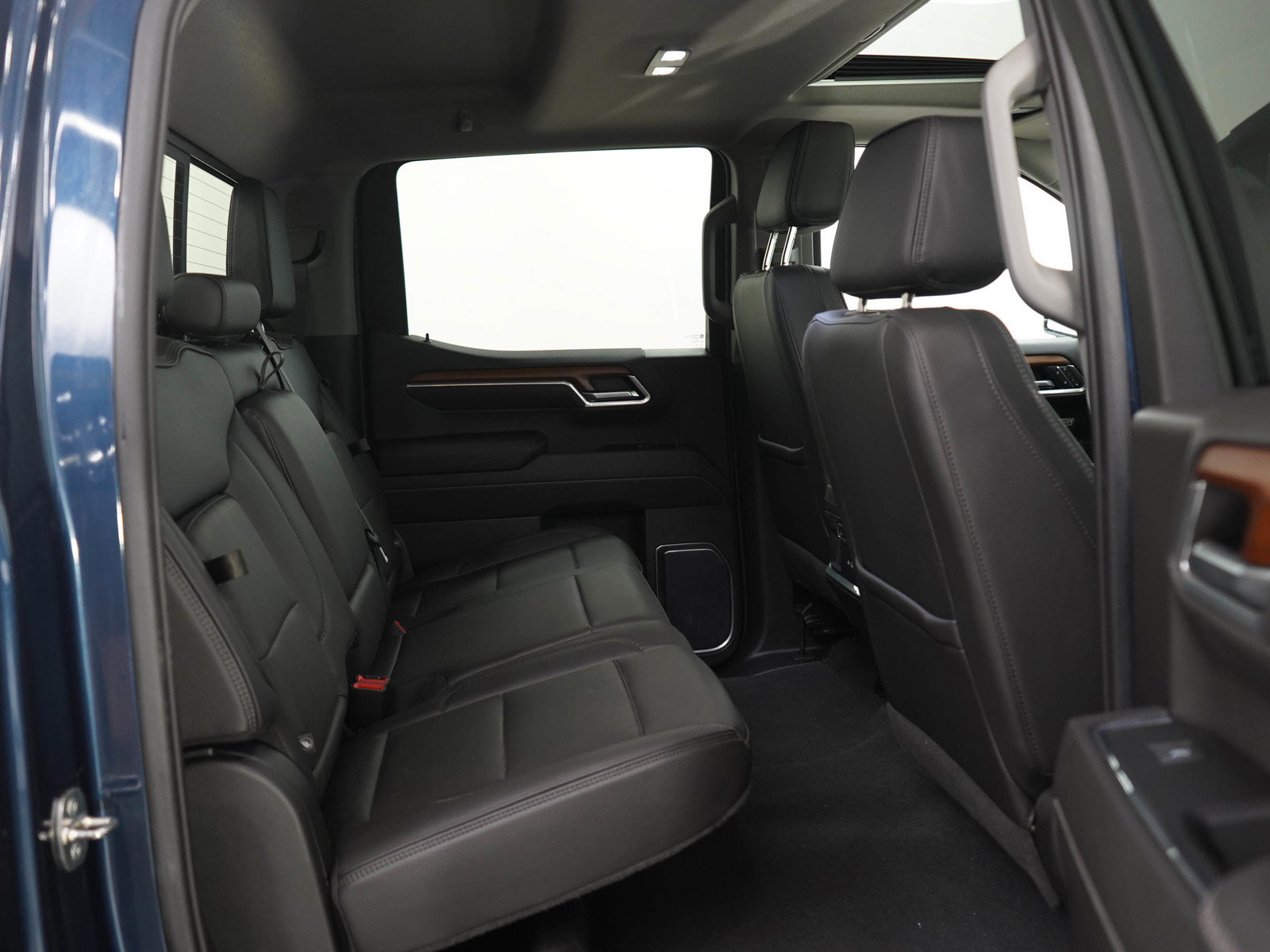 Used 2022 GMC Sierra 1500 Denali w/ Denali Reserve Package AWD/4WD image 12