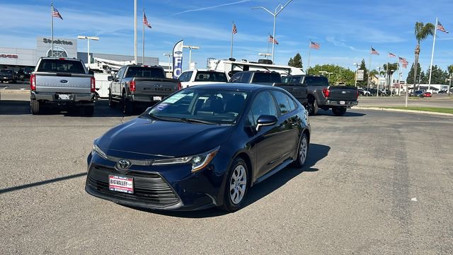 Used 2023 Toyota Corolla LE FWD image 8
