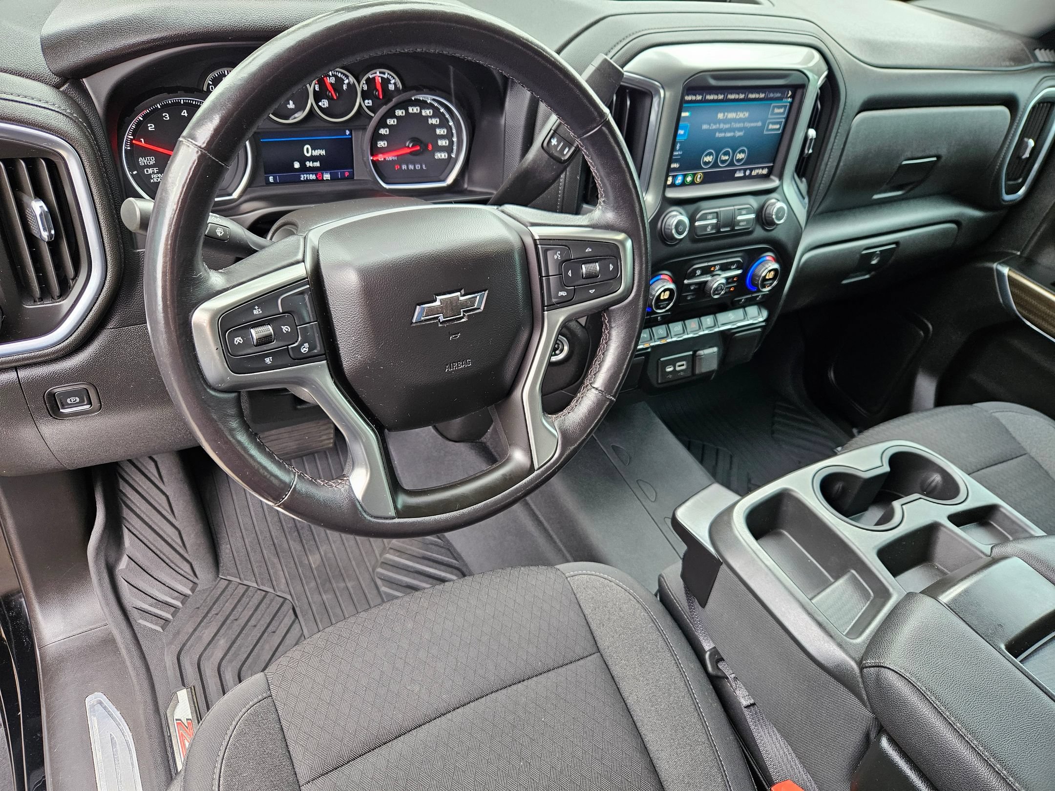 Used 2022 Chevrolet Silverado 1500 RST w/ LPO, Blackout Package AWD/4WD image 12