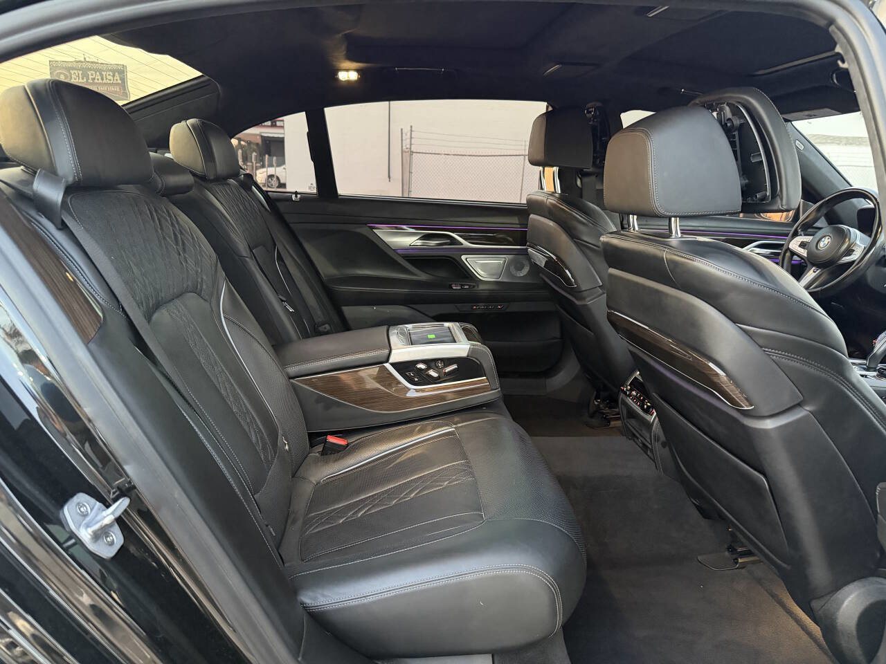 Used 2019 BMW M760i xDrive w/ Luxury Rear Seating Package AWD/4WD image 25