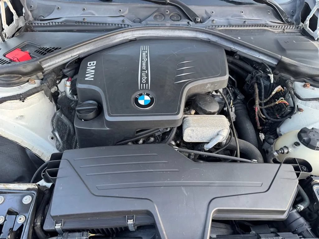 Used 2014 BMW 328i xDrive Sedan AWD/4WD image 11