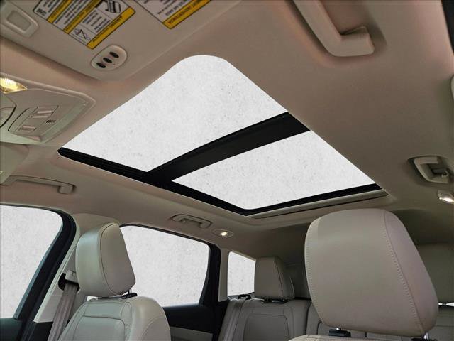 Used 2018 Ford Escape Titanium FWD image 17