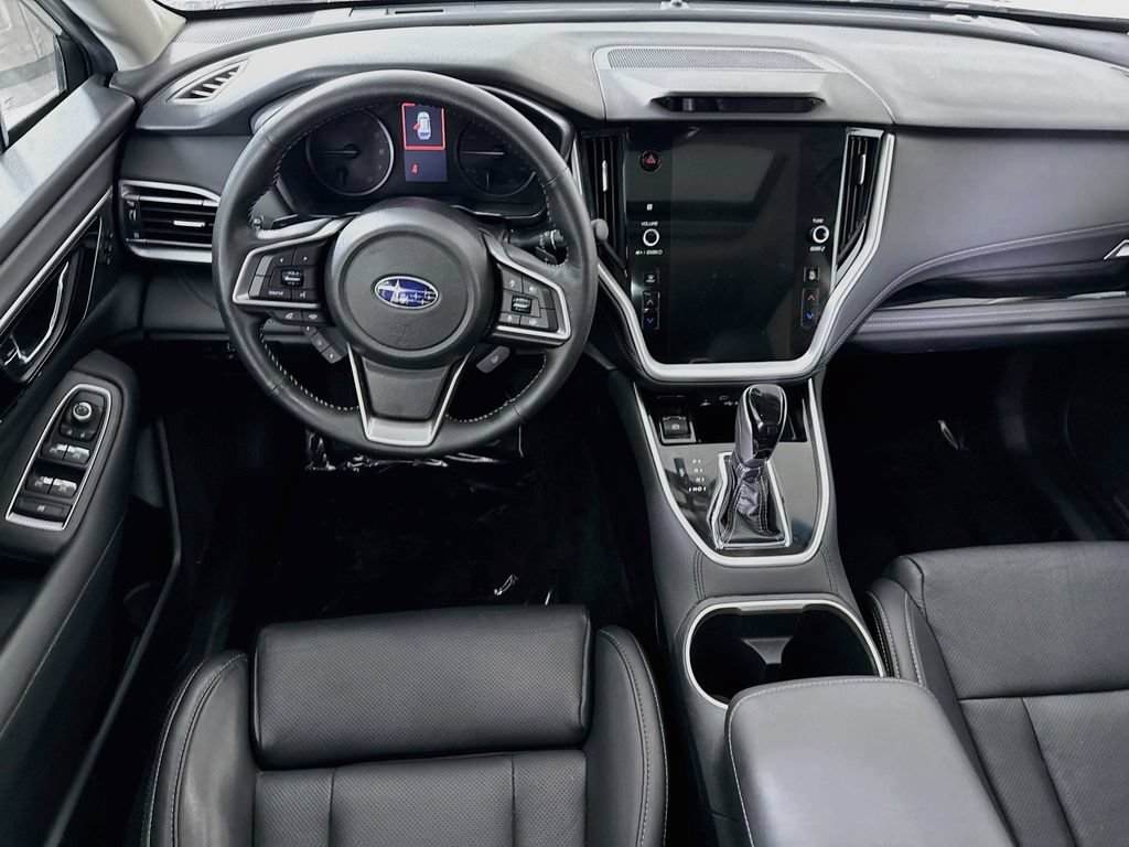 Used 2022 Subaru Outback Limited AWD/4WD image 3