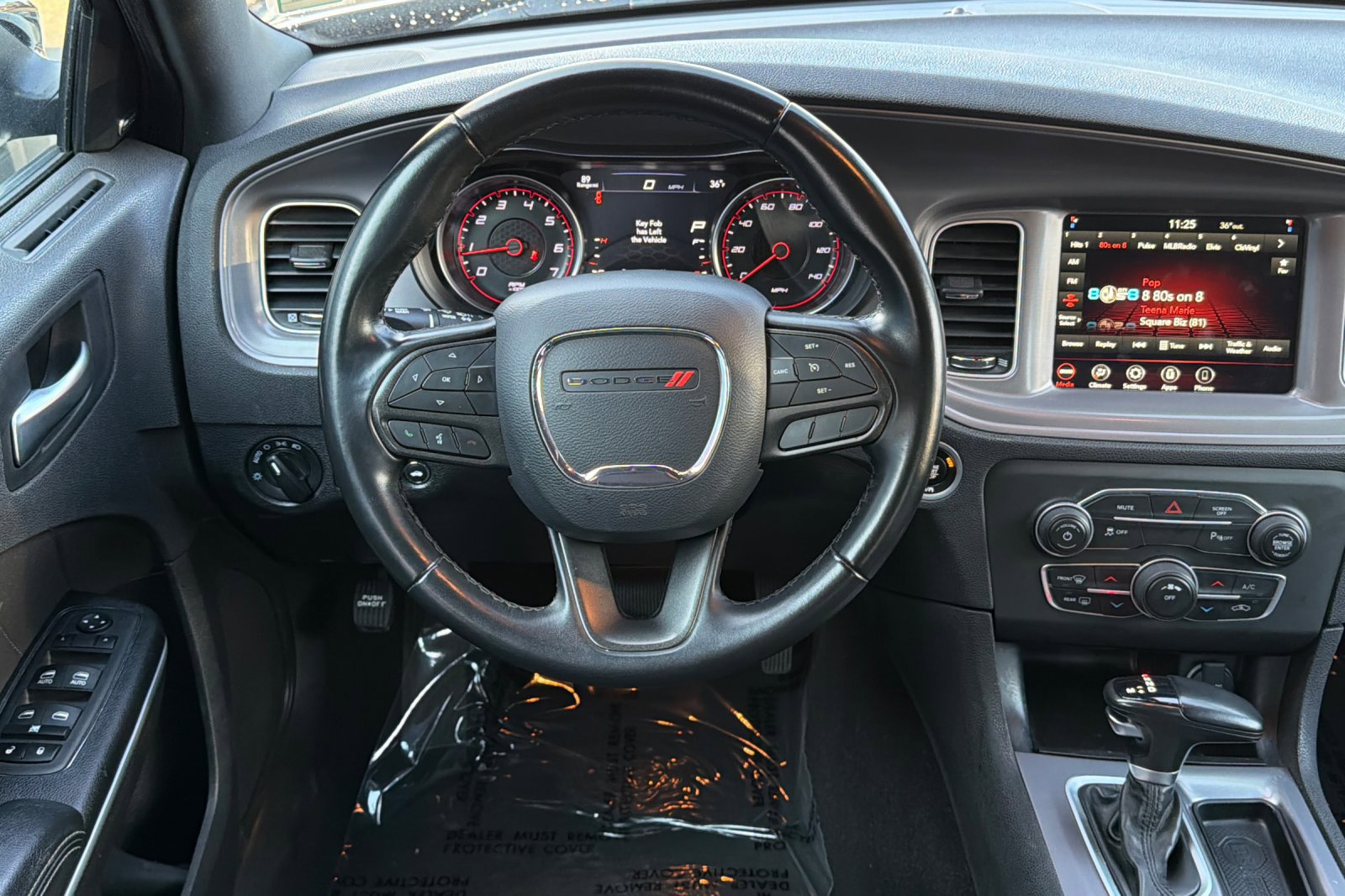 Used 2023 Dodge Charger SXT image 13