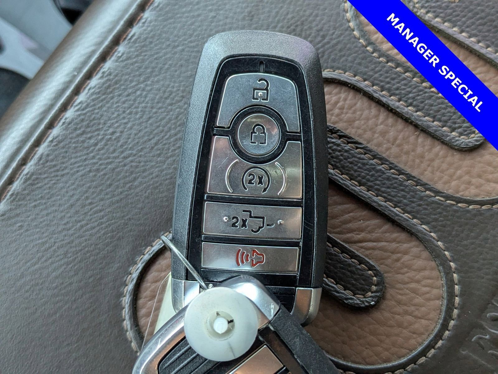 Used 2024 Ford F350 King Ranch w/ Chrome Package image 35