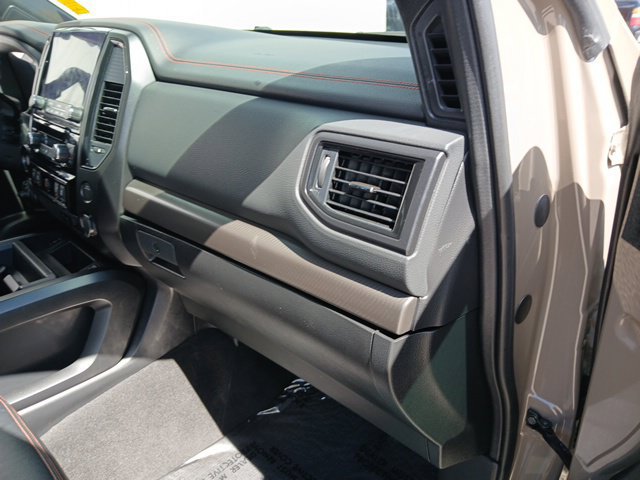 Used 2021 Nissan Titan PRO-4X w/ Pro-4x Convenience Package AWD/4WD image 33
