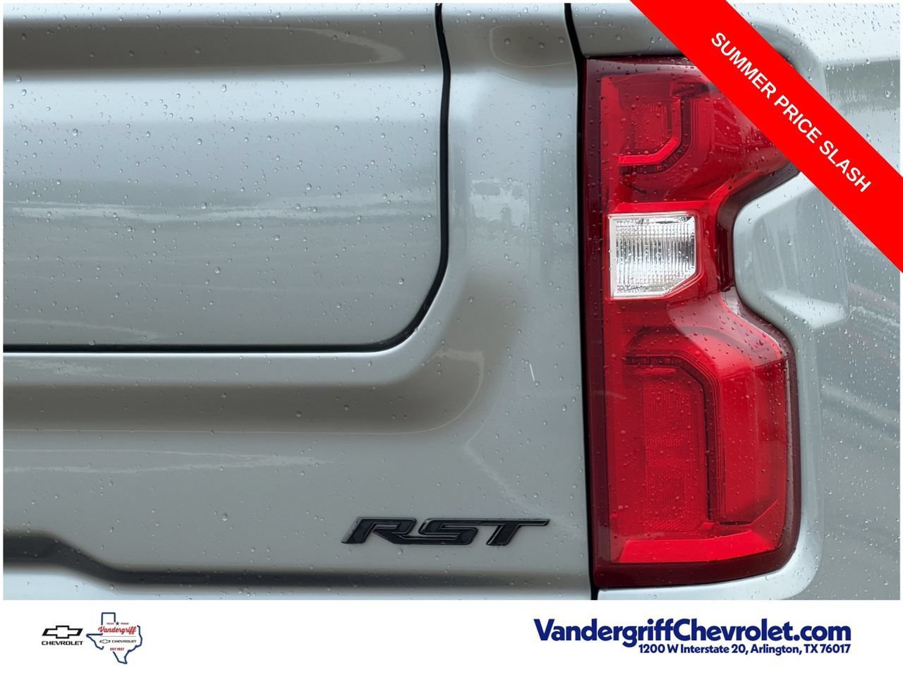 Used 2024 Chevrolet Silverado 1500 RST AWD/4WD image 7