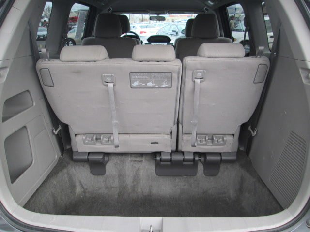 Used 2016 Honda Odyssey LX image 12