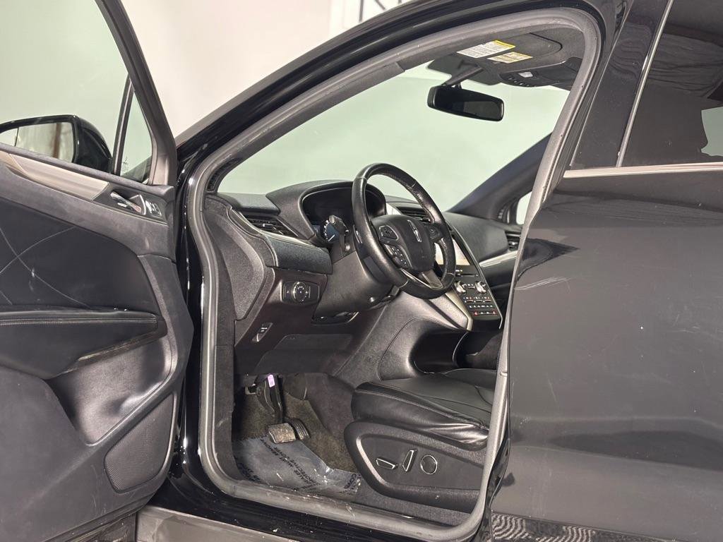 Used 2016 Lincoln MKC Premiere image 11