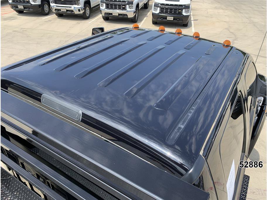Used 2022 Ford F750 2WD Crew Cab Super Duty image 8