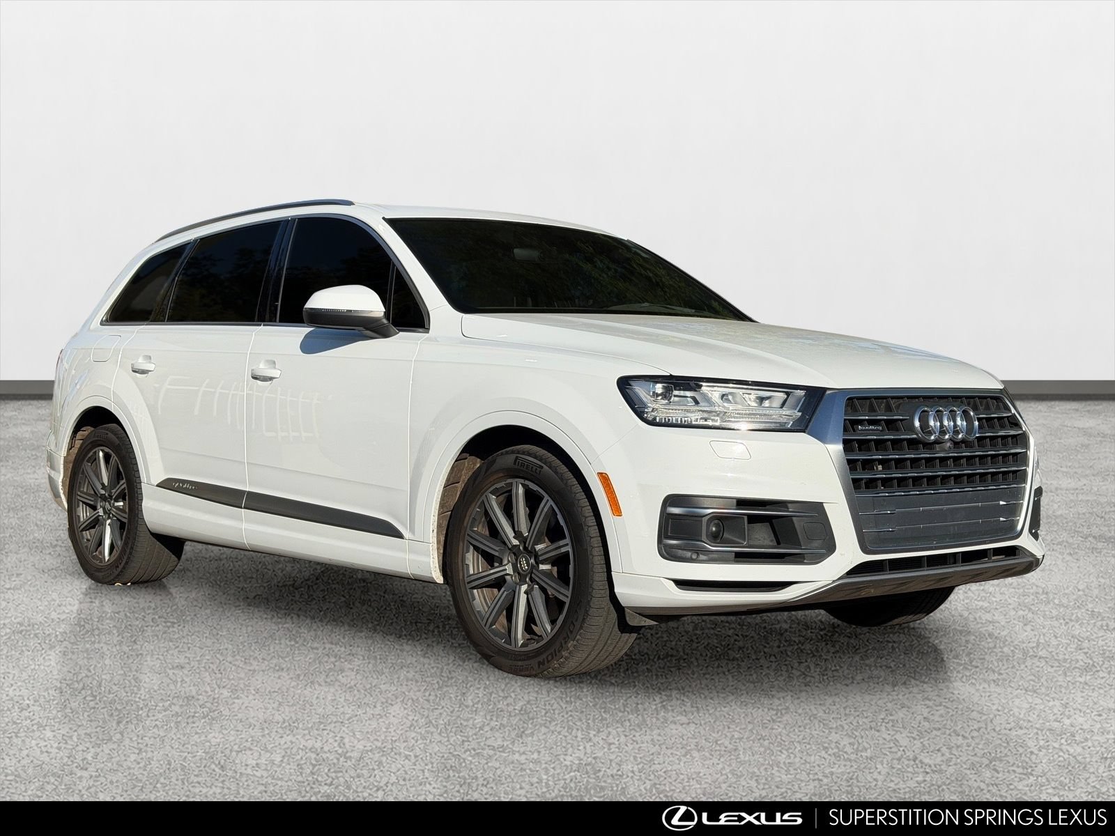 Used 2017 Audi Q7 3.0T Prestige AWD/4WD image 2
