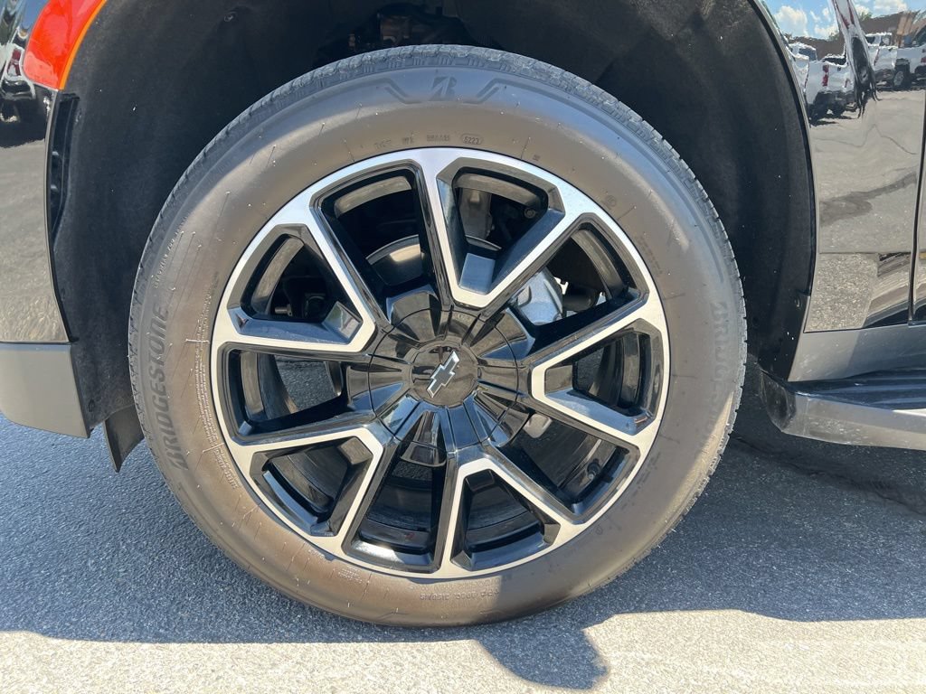 Used 2024 Chevrolet Tahoe RST w/ Luxury Package AWD/4WD image 14