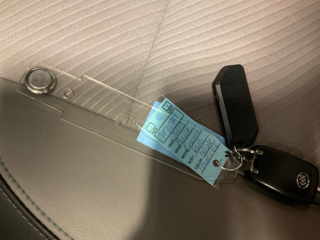 Used 2013 Buick Encore FWD image 27