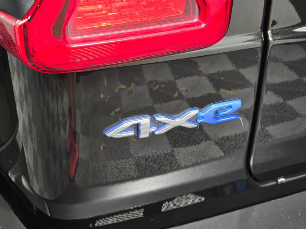 Used 2022 Jeep Wrangler Unlimited Sahara 4xe image 14