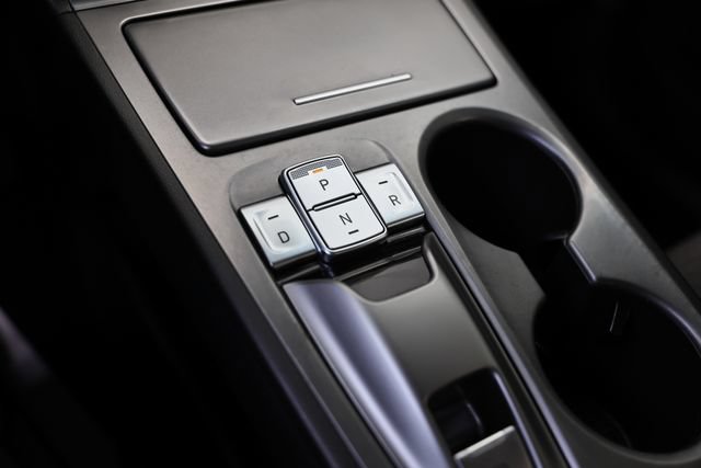 Used 2023 Hyundai Kona SE FWD image 39