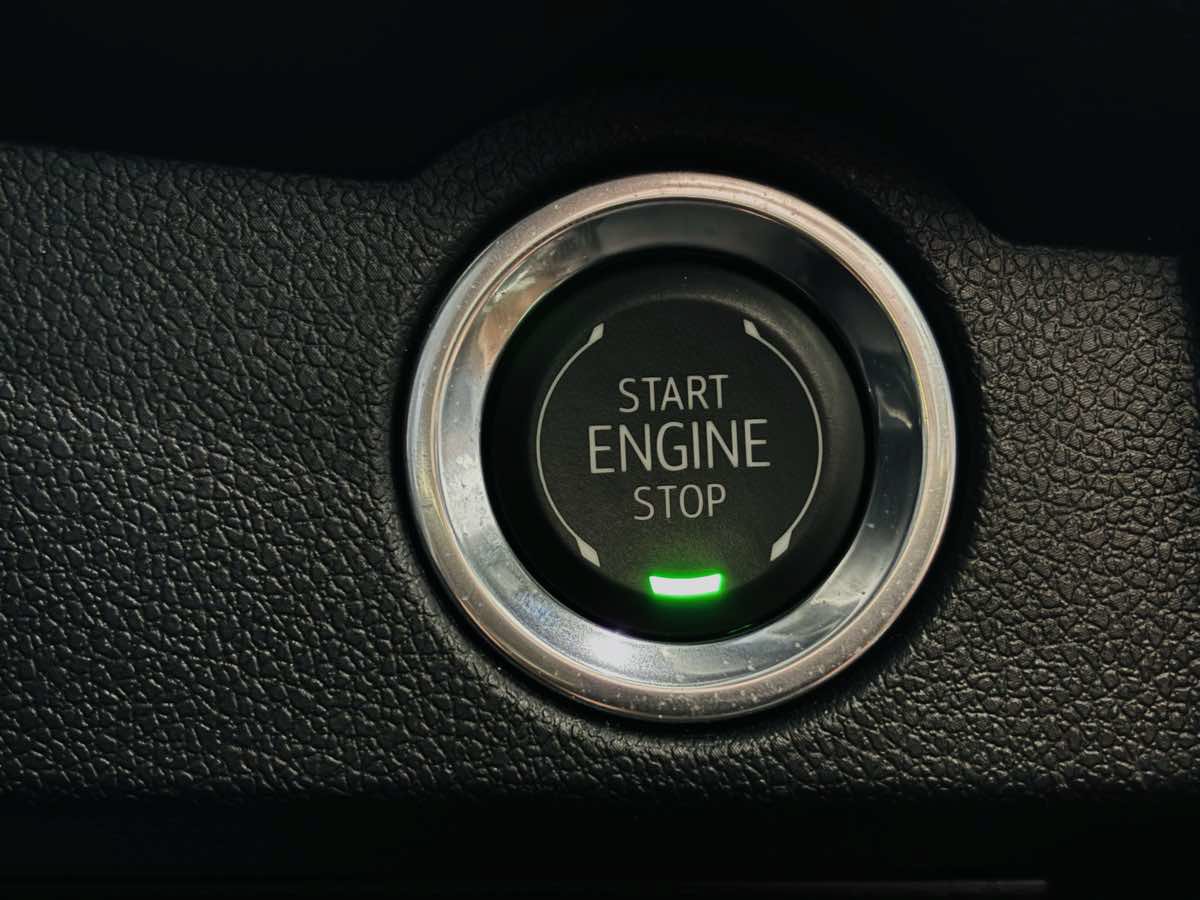 Used 2026 Chevrolet Traverse High Country FWD image 57