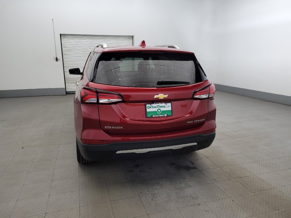 Used 2023 Chevrolet Equinox Premier image 6