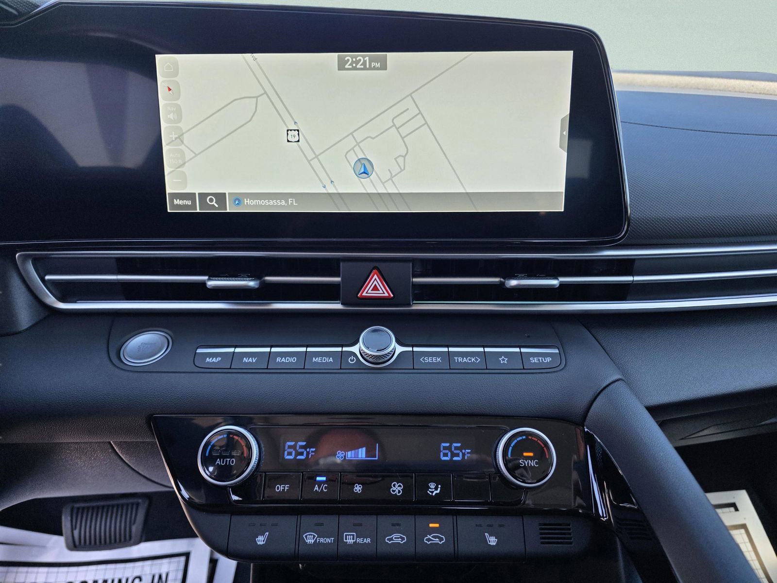 New 2026 Hyundai Elantra Limited image 25