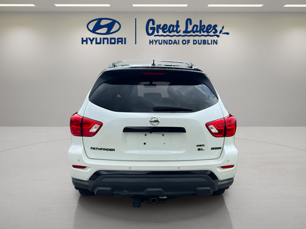 Used 2018 Nissan Pathfinder SL w/ Midnight Edition Package AWD/4WD image 4