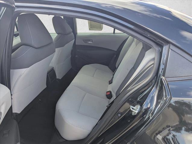 Used 2020 Toyota Corolla LE image 17