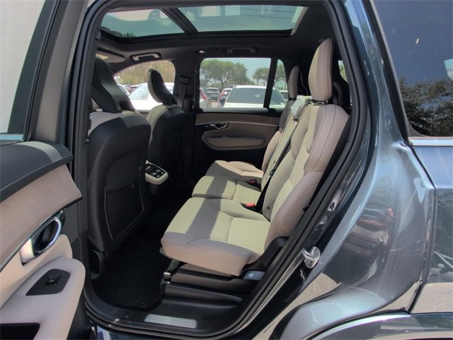 New 2026 Volvo XC90 B6 Plus w/ Protection Package Premier image 6