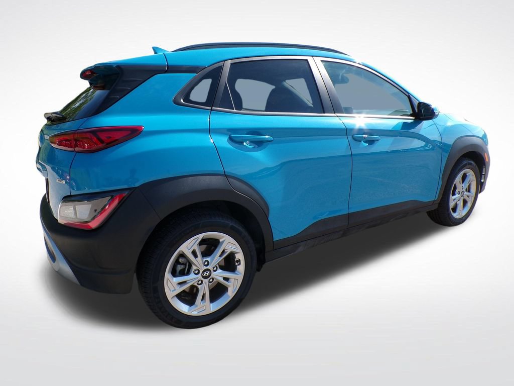 Certified 2022 Hyundai Kona SEL AWD/4WD image 7