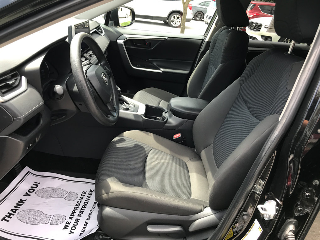 Certified 2025 Toyota RAV4 LE AWD/4WD image 22