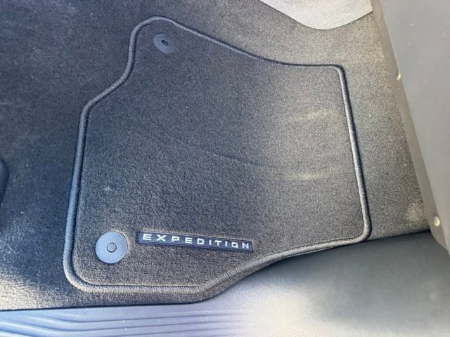 New 2026 Ford Expedition Max Platinum w/ Stealth Appearance Package image 38