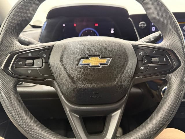Used 2025 Chevrolet Trax LT FWD image 40