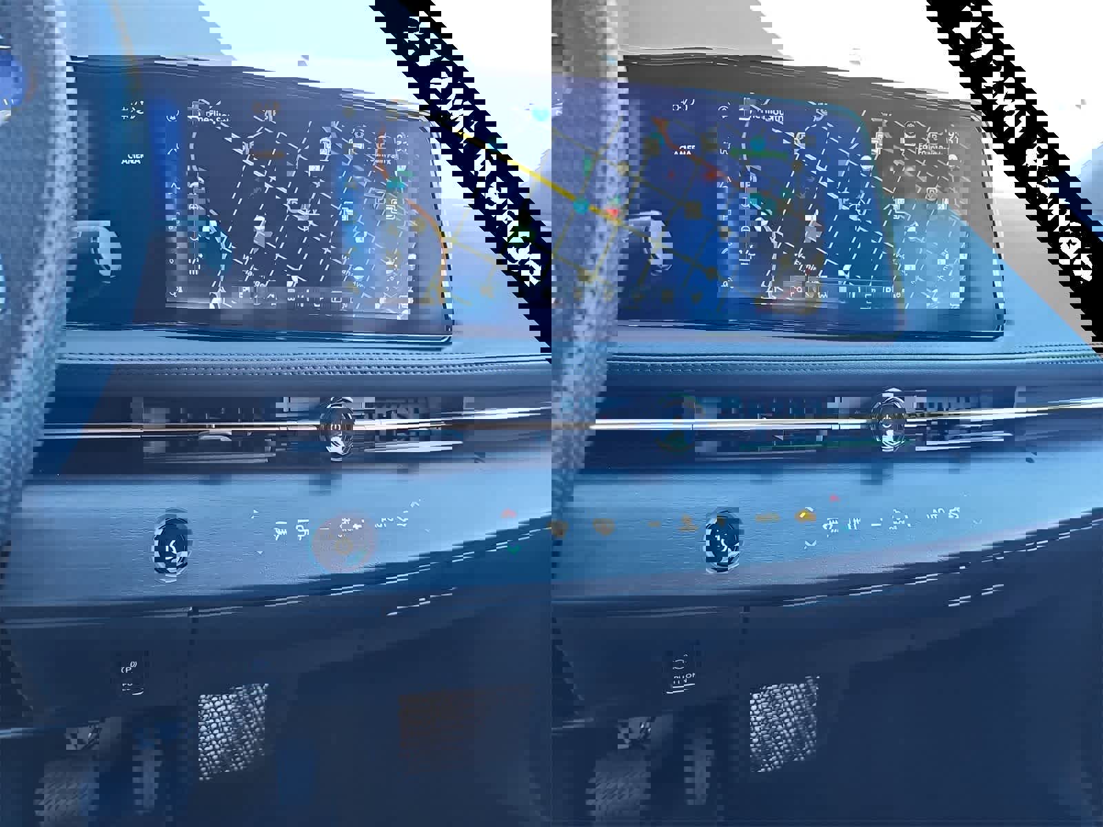 Used 2024 Nissan Ariya AWD image 20