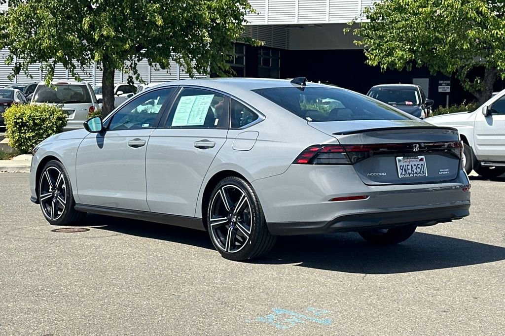 Used 2025 Honda Accord Sport image 6