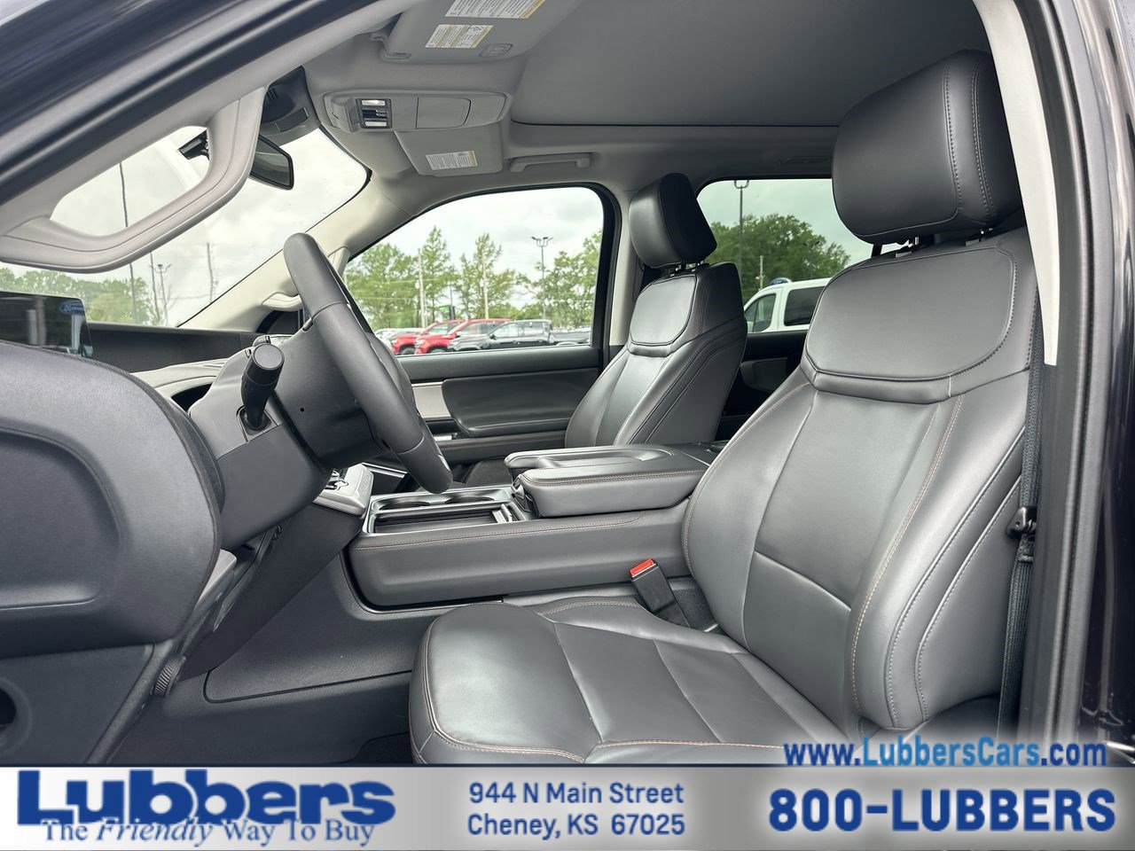 Used 2025 Ford Expedition Max Active AWD/4WD image 11