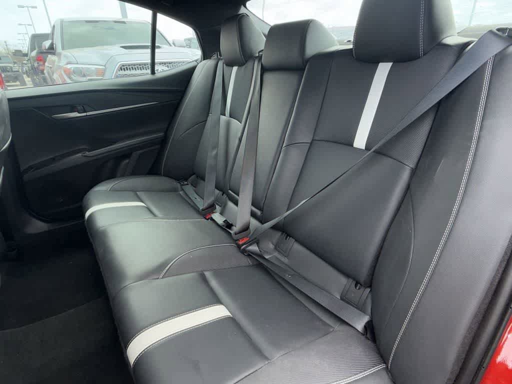 Used 2025 Toyota Camry SE FWD image 12