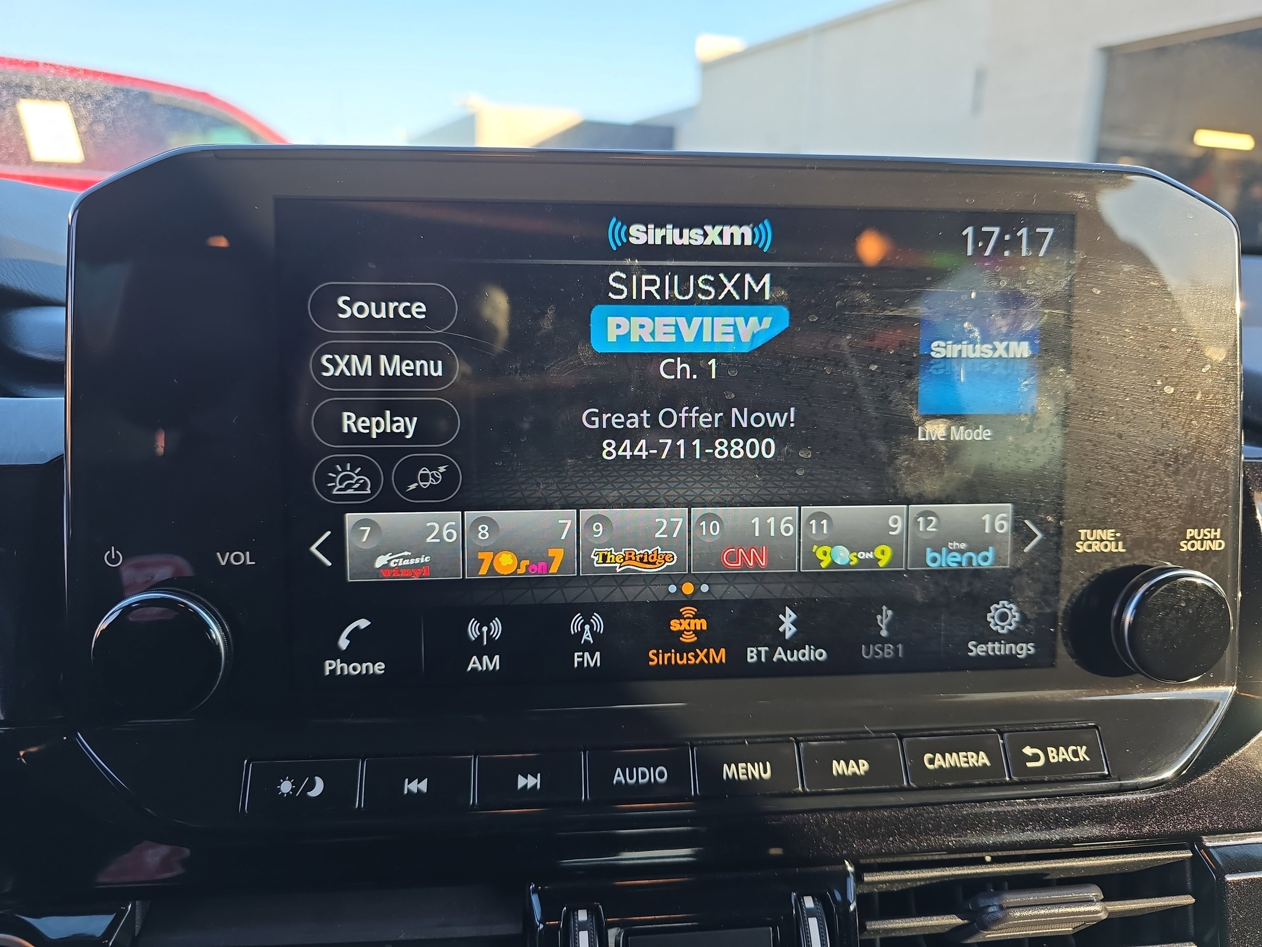 Used 2022 Nissan Pathfinder SL w/ SL Black Package image 25