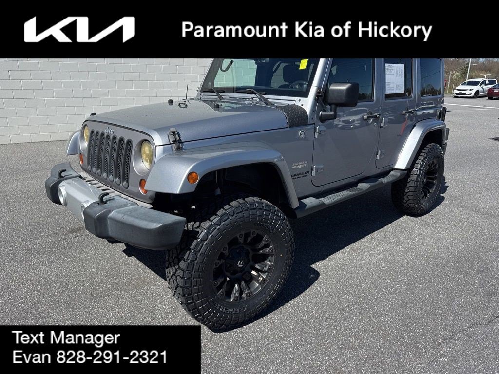 Used 2013 Jeep Wrangler Unlimited Sahara w/ Dual Top Group