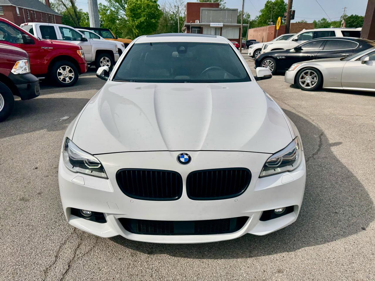 Used 2016 BMW 550i xDrive Sedan AWD/4WD image 9