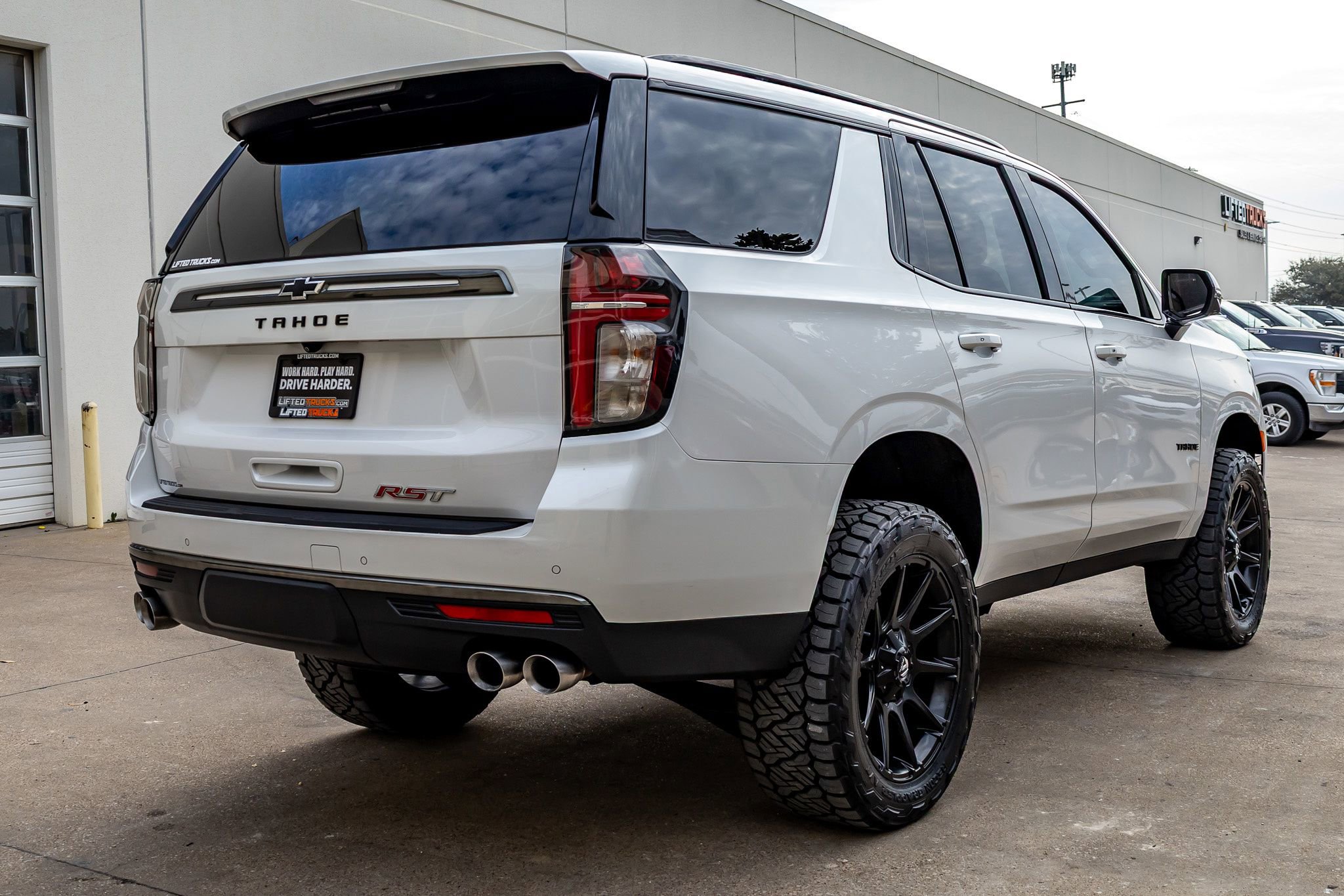 Used 2022 Chevrolet Tahoe RST w/ Sport Performance Package AWD/4WD image 10