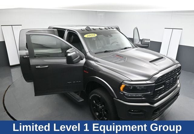 Used 2023 RAM 3500 Limited AWD/4WD image 31