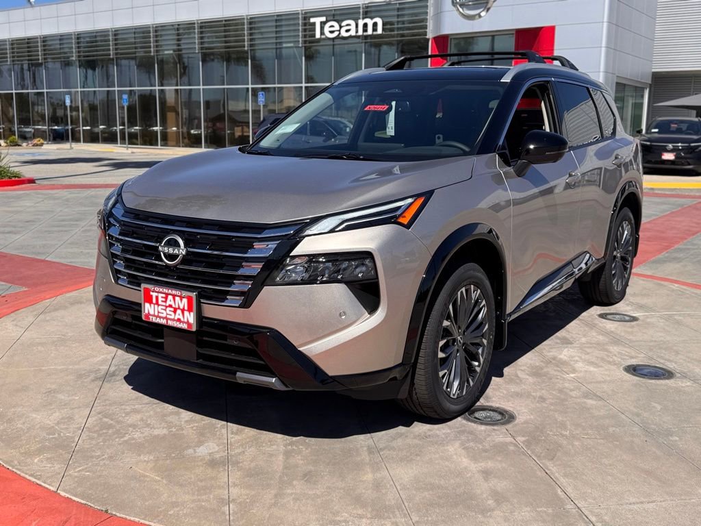 New 2026 Nissan Rogue Platinum image 4