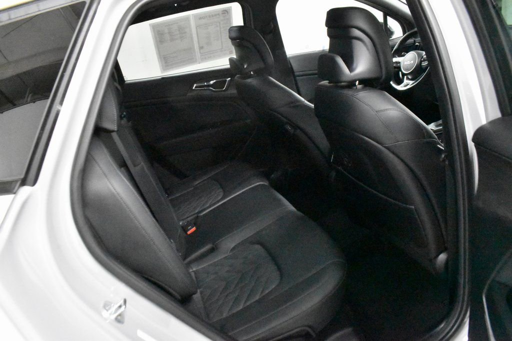 Used 2023 Kia Sportage X-Line w/ X-Line Premium Package image 17