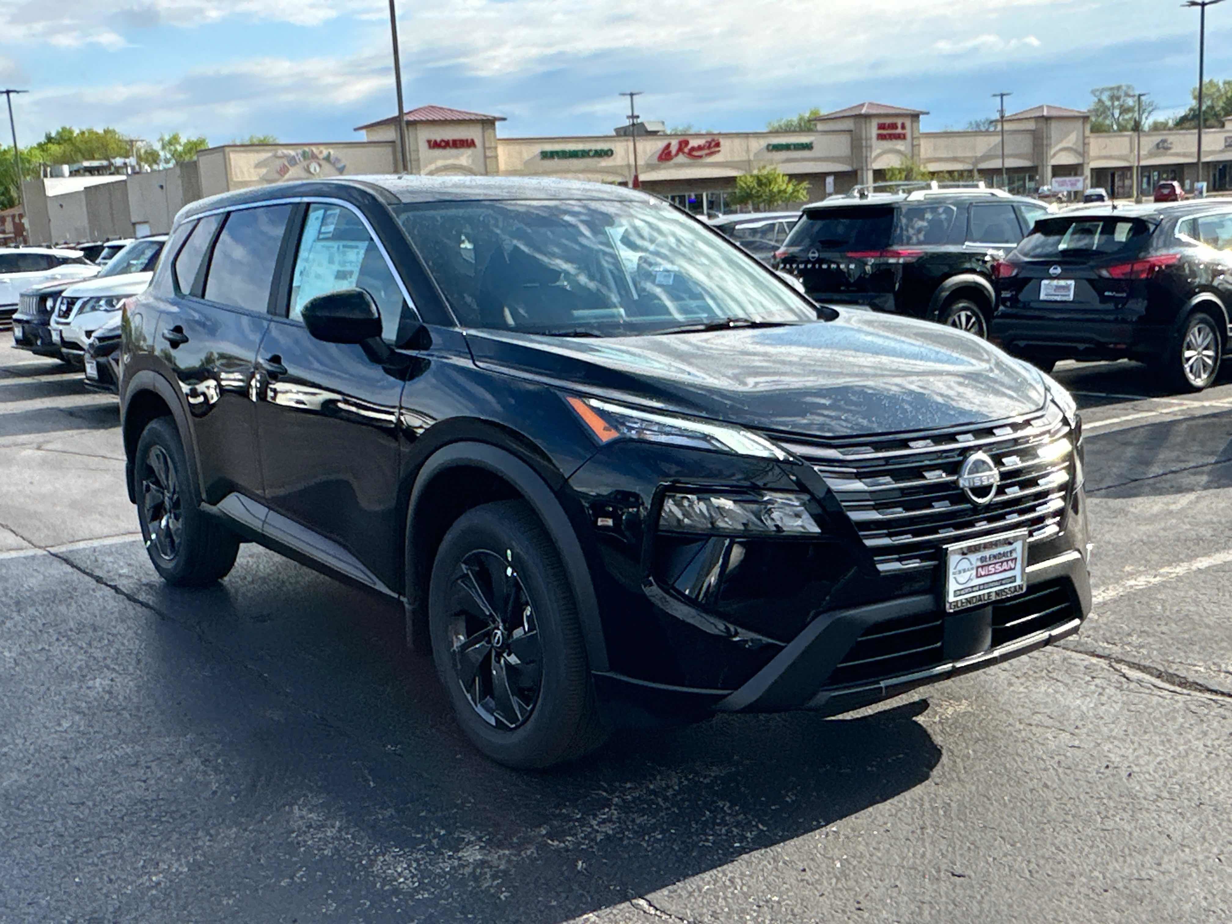 New 2026 Nissan Rogue SV w/ Cold Weather Package AWD/4WD image 3