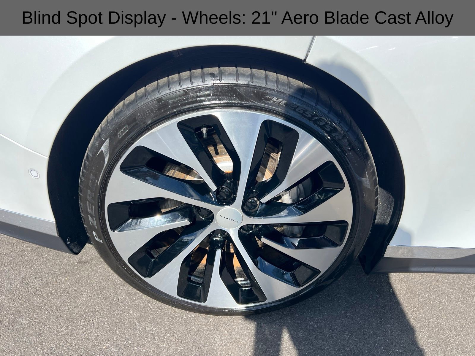 Used 2023 Lucid Air Touring image 15