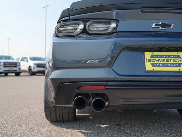Used 2022 Chevrolet Camaro SS RWD image 11