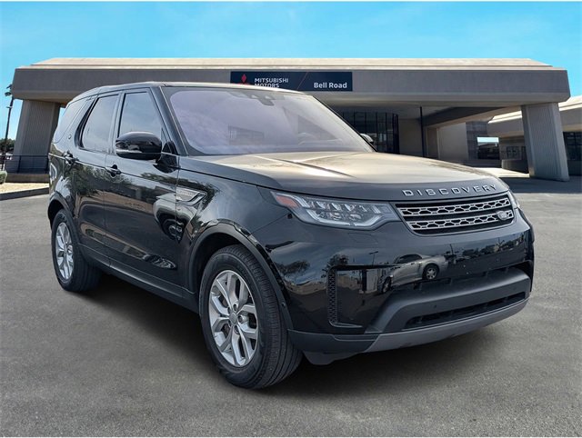 Used 2020 Land Rover Discovery SE image 2