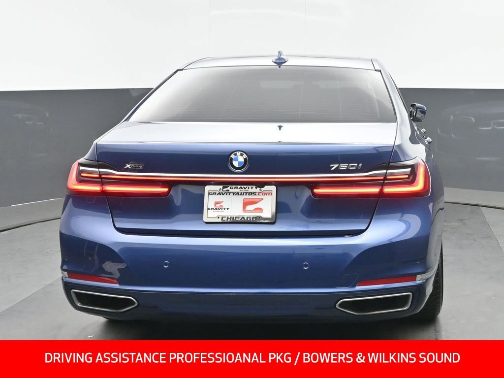 Used 2022 BMW 750i xDrive AWD/4WD image 4