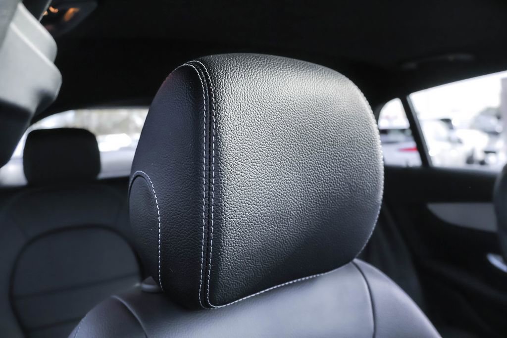 Used 2021 Mercedes-Benz GLC 300 4MATIC Coupe image 33