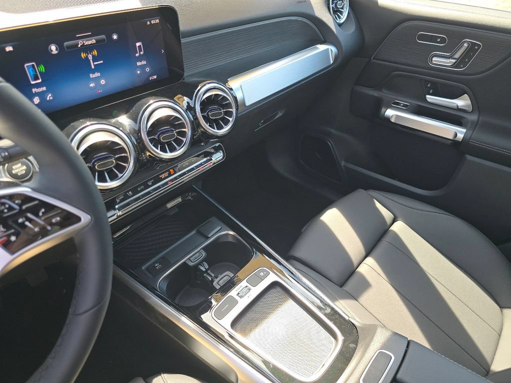 New 2026 Mercedes-Benz GLB 250 4MATIC image 29