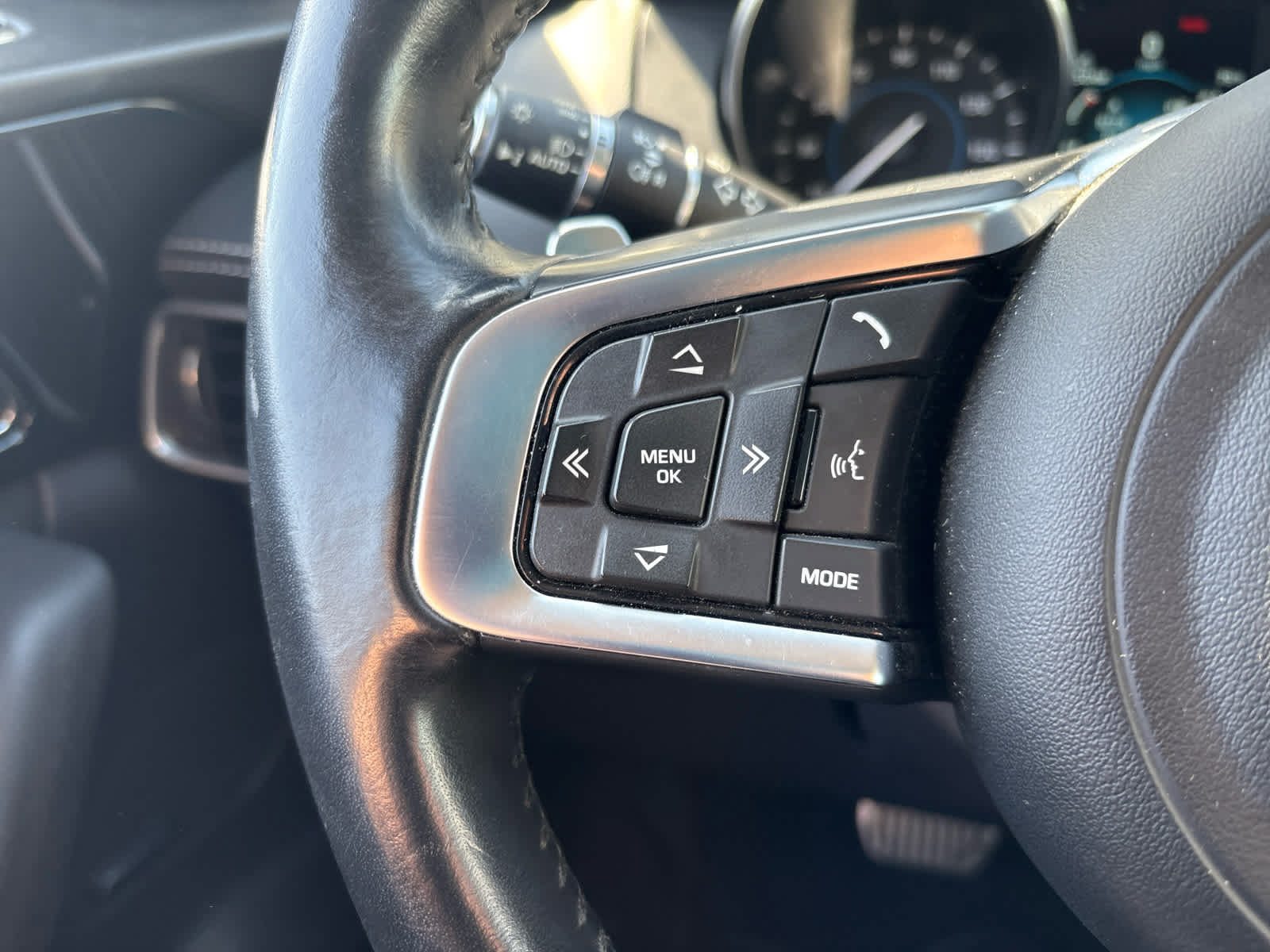 Used 2020 Jaguar F-PACE R-Sport AWD/4WD image 6